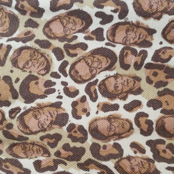 Betabrand Ruth Bader Ginsburg buttondown. - Picture 4 of 4